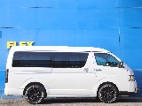 トヨタ ハイエースバン(5枚目)