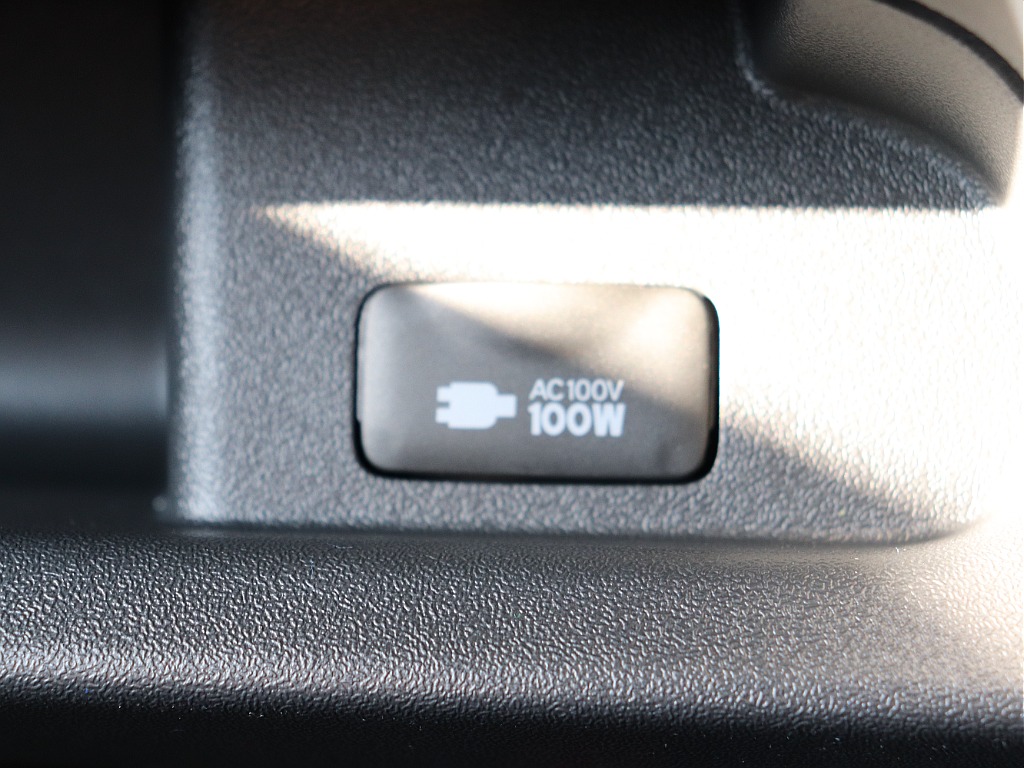 メーカーオプションAC100V電源