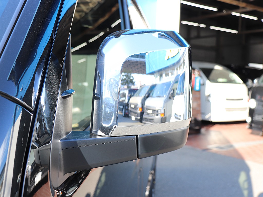 ハイエースの事なら専門店のフレックス福岡店へ！　現金を減らしにくいローン購入や、経費が使える法人様にぴったりのリースなどハイエースライフを始めるお手伝いを致します！