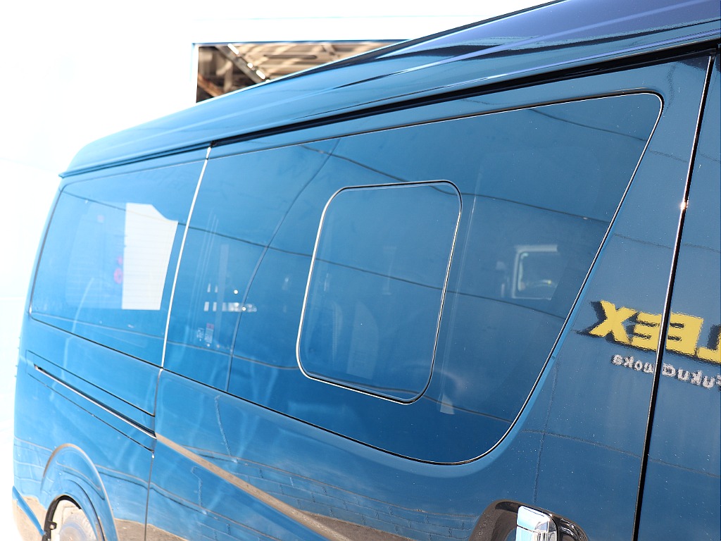 ハイエースの事なら専門店のフレックス福岡店へ！　現金を減らしにくいローン購入や、経費が使える法人様にぴったりのリースなどハイエースライフを始めるお手伝いを致します！