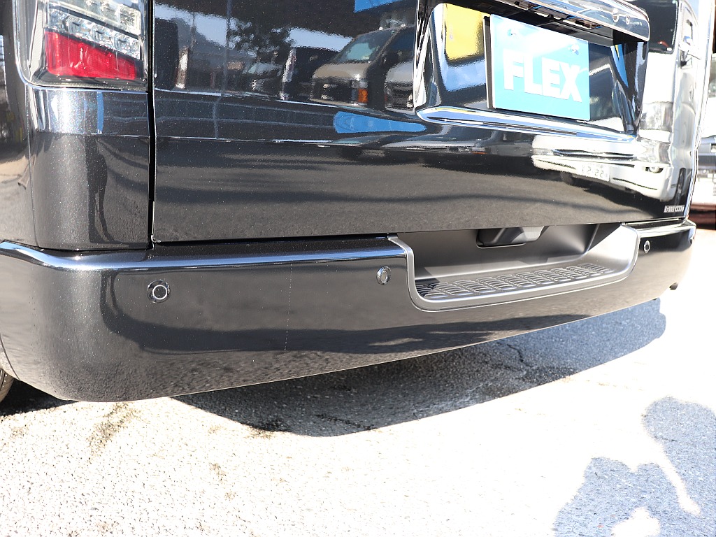 ハイエースの事なら専門店のフレックス福岡店へ！　現金を減らしにくいローン購入や、経費が使える法人様にぴったりのリースなどハイエースライフを始めるお手伝いを致します！