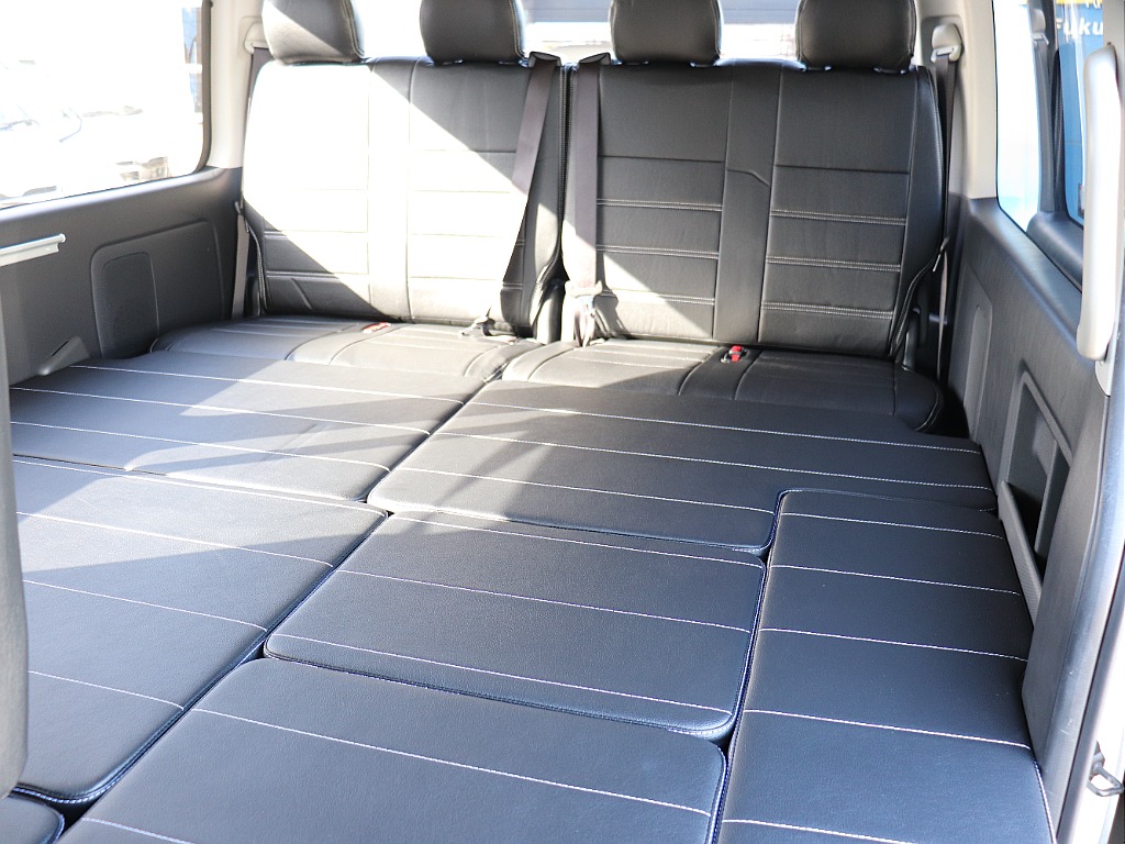 ハイエースの事なら専門店のフレックス福岡店へ！　現金を減らしにくいローン購入や、経費が使える法人様にぴったりのリースなどハイエースライフを始めるお手伝いを致します！