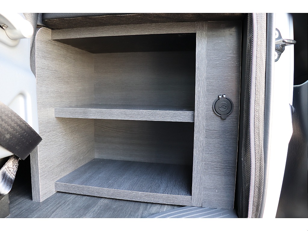 トヨタ ハイエース(23枚目)