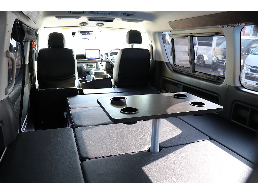 トヨタ ハイエース(24枚目)