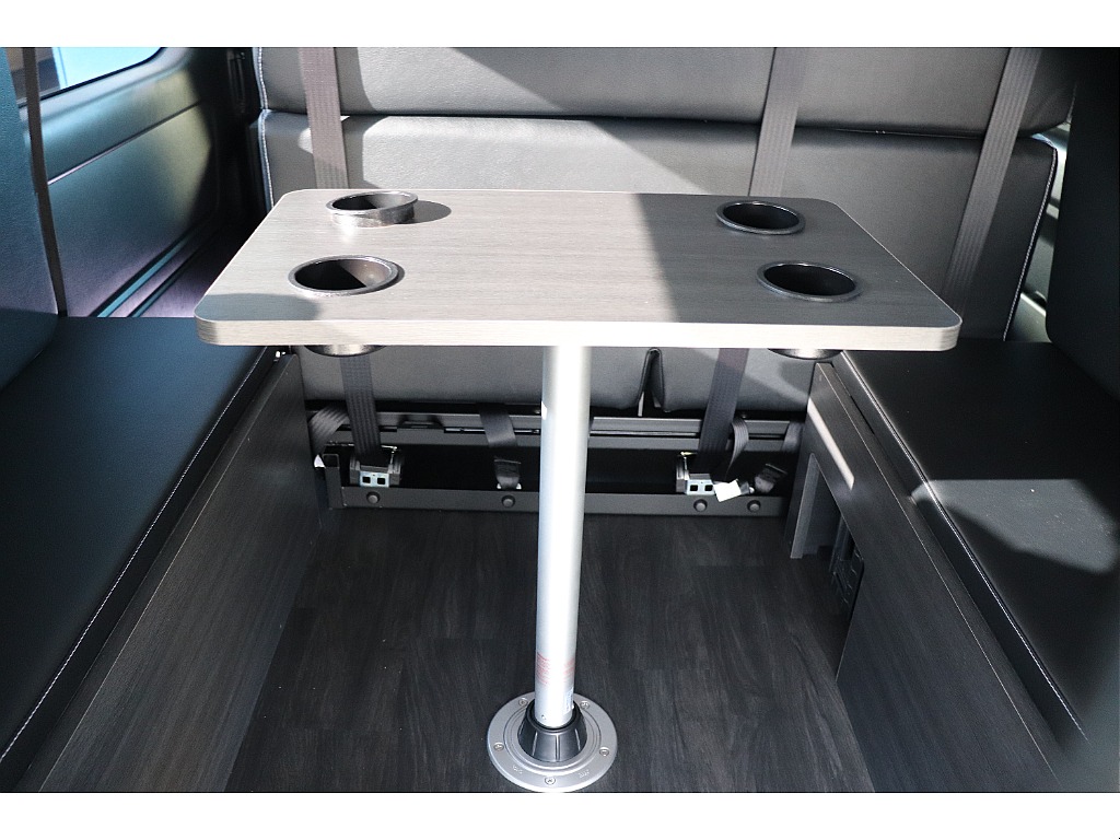 トヨタ ハイエース(25枚目)