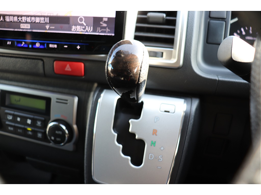 トヨタ ハイエース(36枚目)