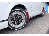 トヨタ ハイエース(4枚目)
