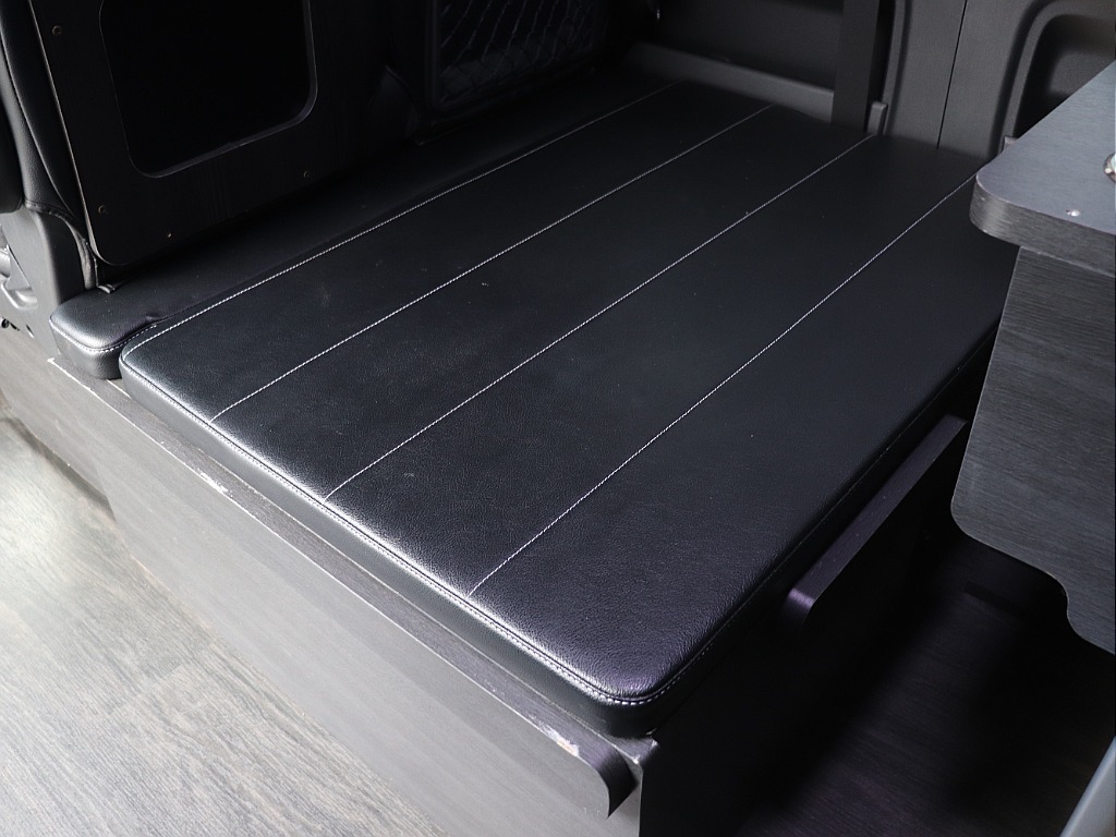 トヨタ ハイエース(14枚目)