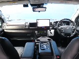 トヨタ ハイエース(2枚目)