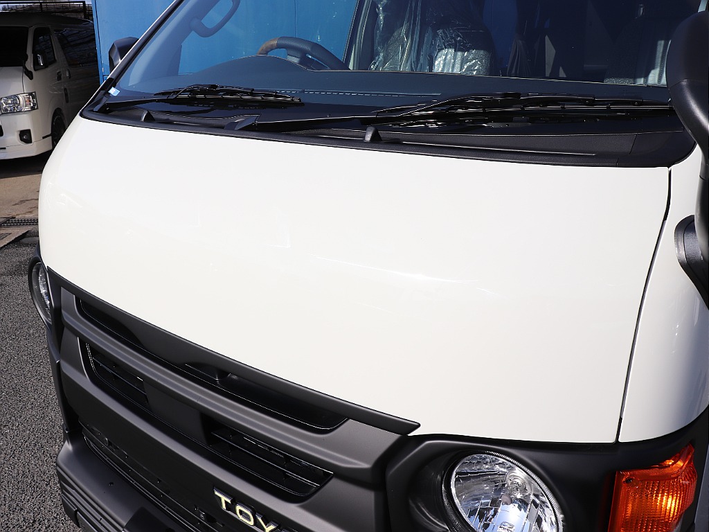 トヨタ ハイエースバン(35枚目)