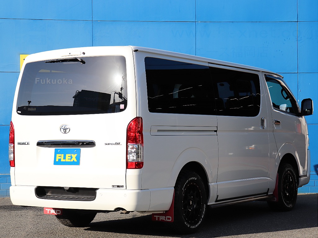 トヨタ ハイエースバン(11枚目)