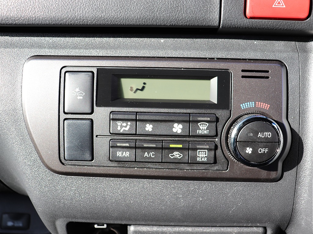 トヨタ ハイエースバン(38枚目)