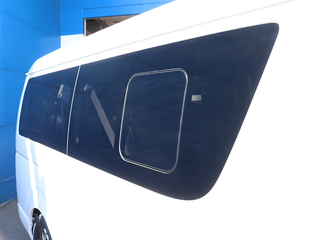 小窓付で換気もバッチリ！