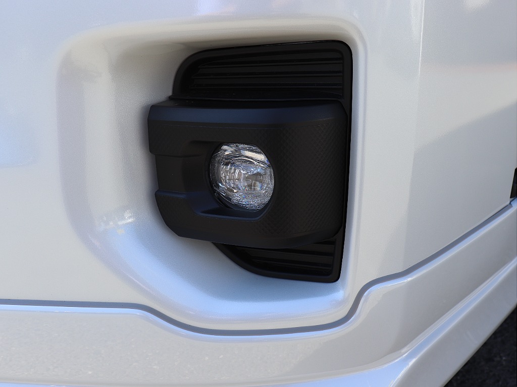 ハイエースの事なら専門店のフレックス福岡店へ！　現金を減らしにくいローン購入や、経費が使える法人様にぴったりのリースなどハイエースライフを始めるお手伝いをいたします！