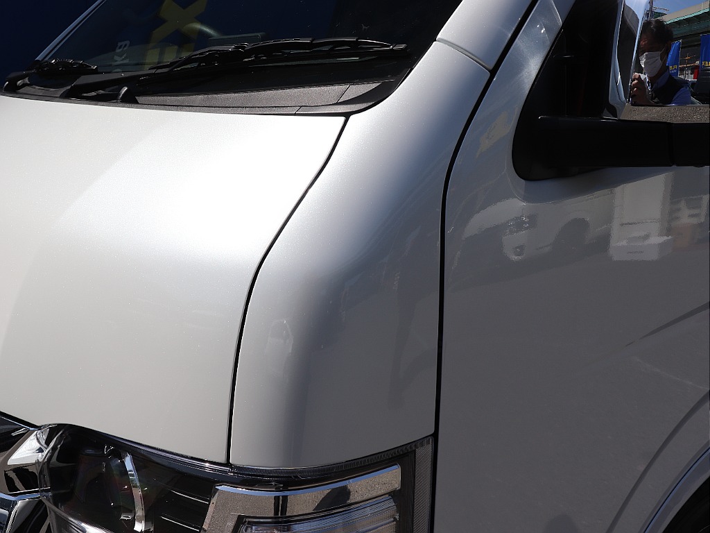 ハイエースの事なら専門店のフレックス福岡店へ！　現金を減らしにくいローン購入や、経費が使える法人様にぴったりのリースなどハイエースライフを始めるお手伝いをいたします！