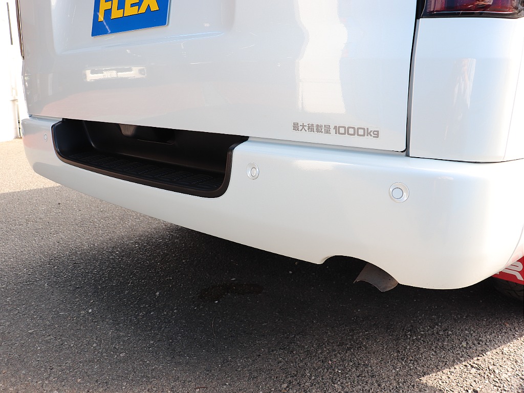 ハイエースの事なら専門店のフレックス福岡店へ！　現金を減らしにくいローン購入や、経費が使える法人様にぴったりのリースなどハイエースライフを始めるお手伝いをいたします！