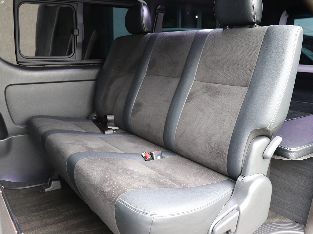 ハイエースの事なら専門店のフレックス福岡店へ！　現金を減らしにくいローン購入や、経費が使える法人様にぴったりのリースなどハイエースライフを始めるお手伝いをいたします！