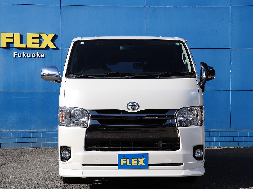 4型ハイエースバン3.0スーパーGLダークプライム高出力ディーゼルターボ！お仕事にも大活躍！お好みのカスタムベース車両としてもご活用いただけます！福岡店にて展示中！お気軽にお問い合わせください♪