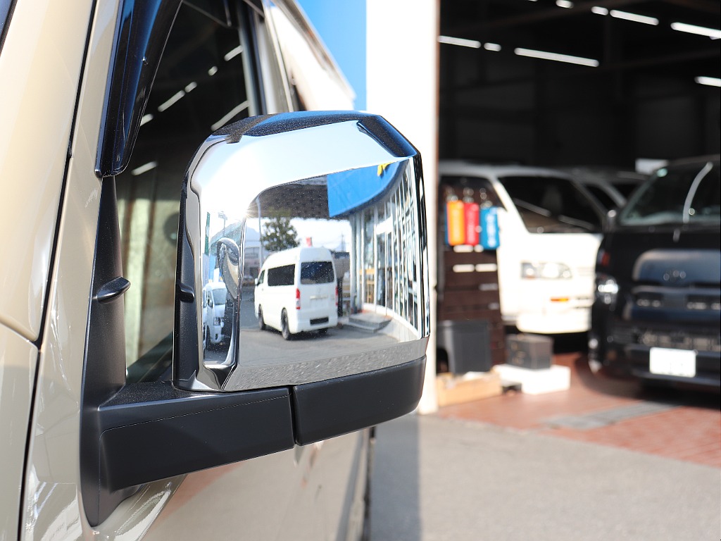 ハイエースの事なら専門店のフレックス福岡店へ！　現金を減らしにくいローン購入や、経費が使える法人様にぴったりのリースなどハイエースライフを始めるお手伝いをいたします！