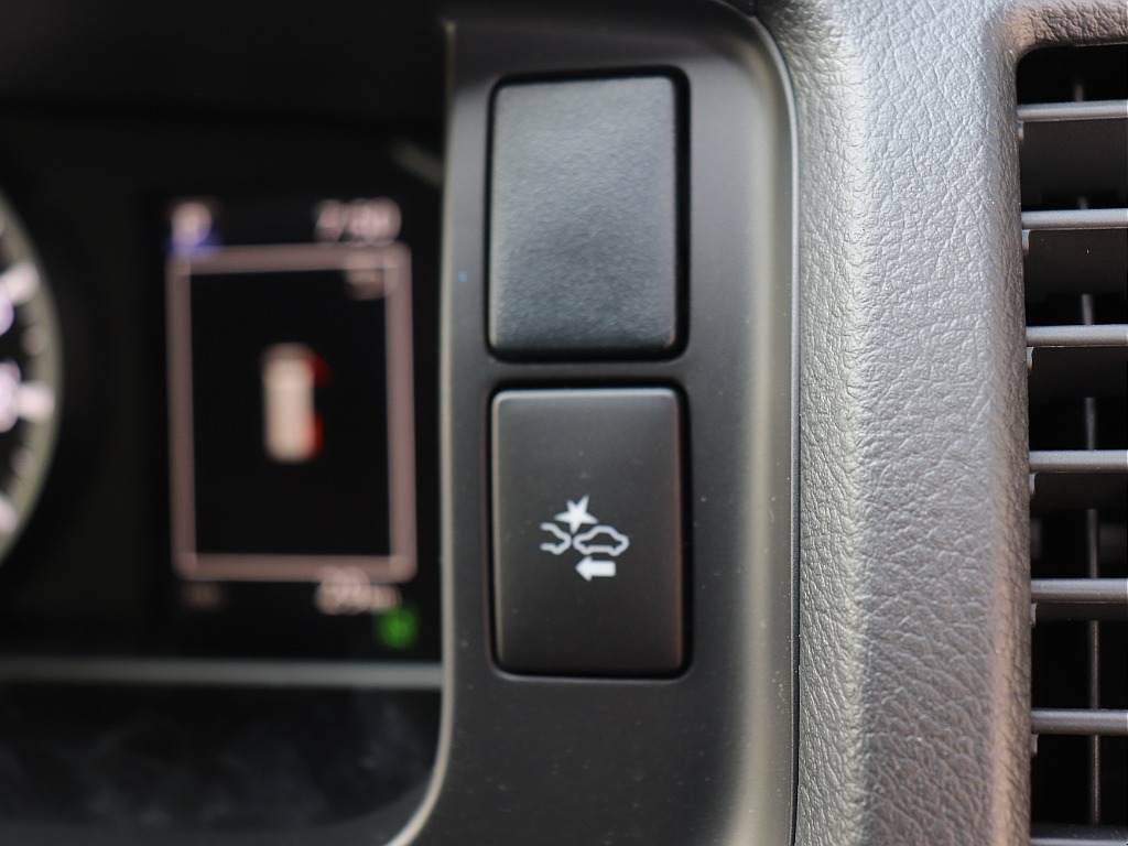 ハイエースの事なら専門店のフレックス福岡店へ！　現金を減らしにくいローン購入や、経費が使える法人様にぴったりのリースなどハイエースライフを始めるお手伝いをいたします！