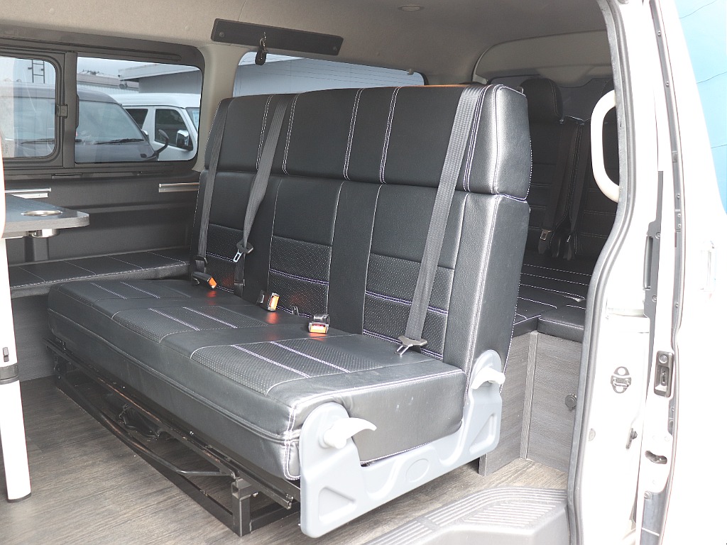 用途に合わせて様々なアレンジが可能な　FLEX室内架装Ver2