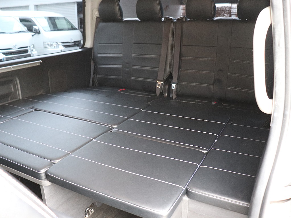 ハイエースの事なら専門店のフレックス福岡店へ！　現金を減らしにくいローン購入や、経費が使える法人様にぴったりのリースなどハイエースライフを始めるお手伝いをいたします！