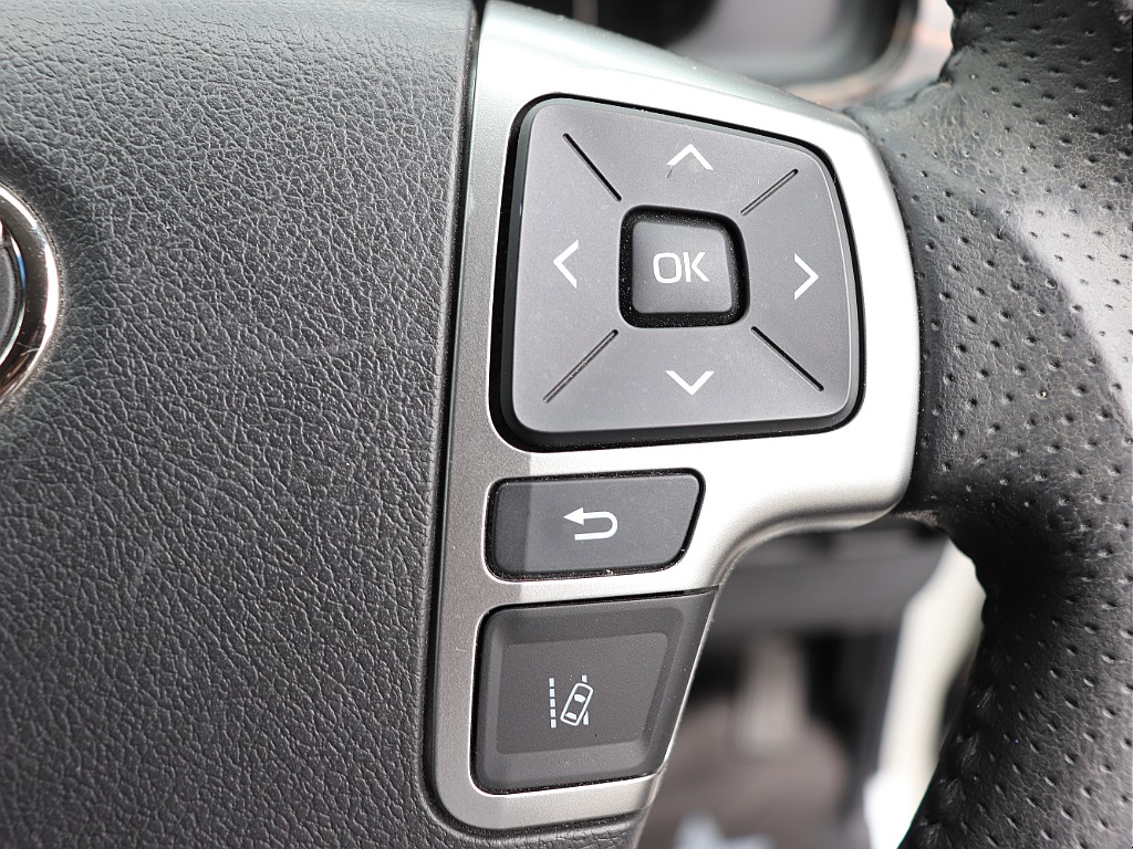 ハイエースの事なら専門店のフレックス福岡店へ！　現金を減らしにくいローン購入や、経費が使える法人様にぴったりのリースなどハイエースライフを始めるお手伝いをいたします！