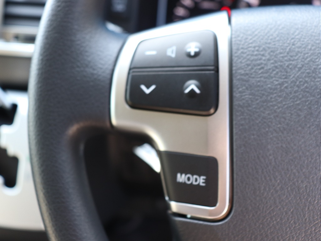 ハイエースの事なら専門店のフレックス福岡店へ！　現金を減らしにくいローン購入や、経費が使える法人様にぴったりのリースなどハイエースライフを始めるお手伝いをいたします！