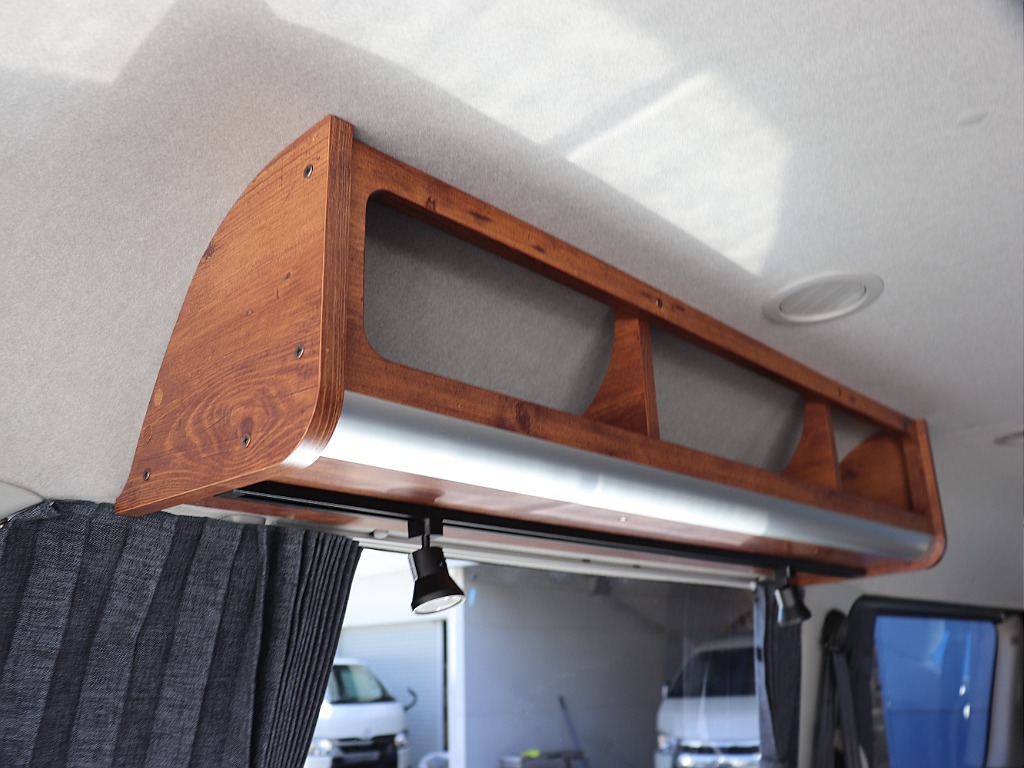 ハイエースの事なら専門店のフレックス福岡店へ！　現金を減らしにくいローン購入や、経費が使える法人様にぴったりのリースなどハイエースライフを始めるお手伝いをいたします！