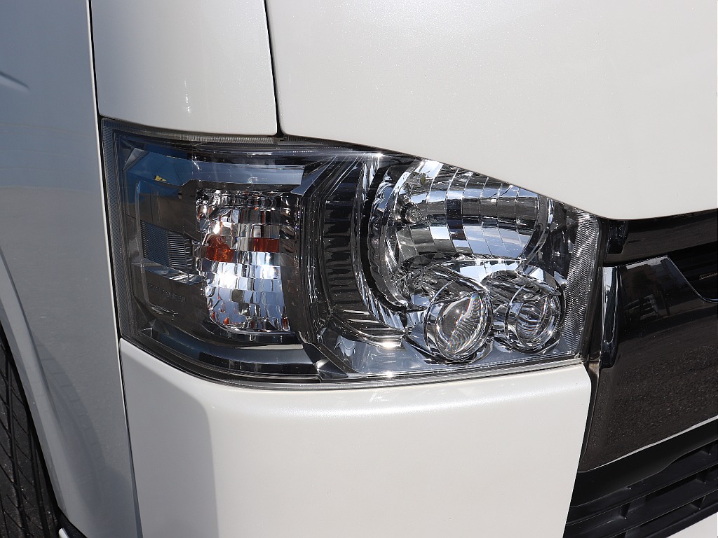 トヨタ ハイエースバン(29枚目)