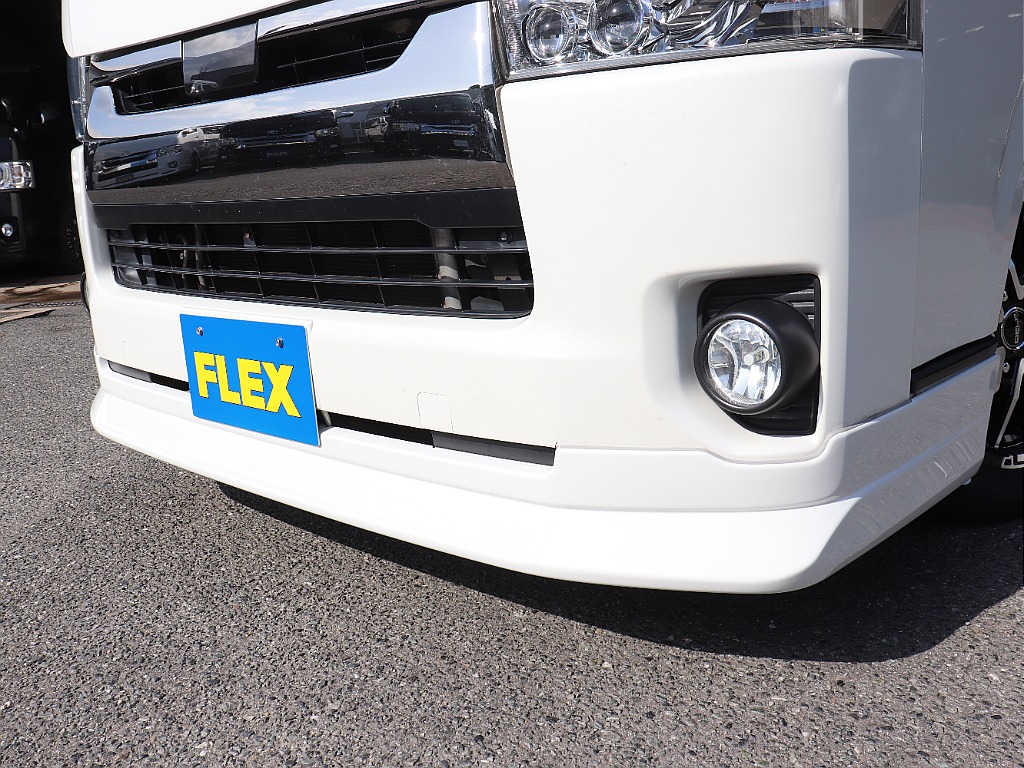 トヨタ ハイエースバン(5枚目)