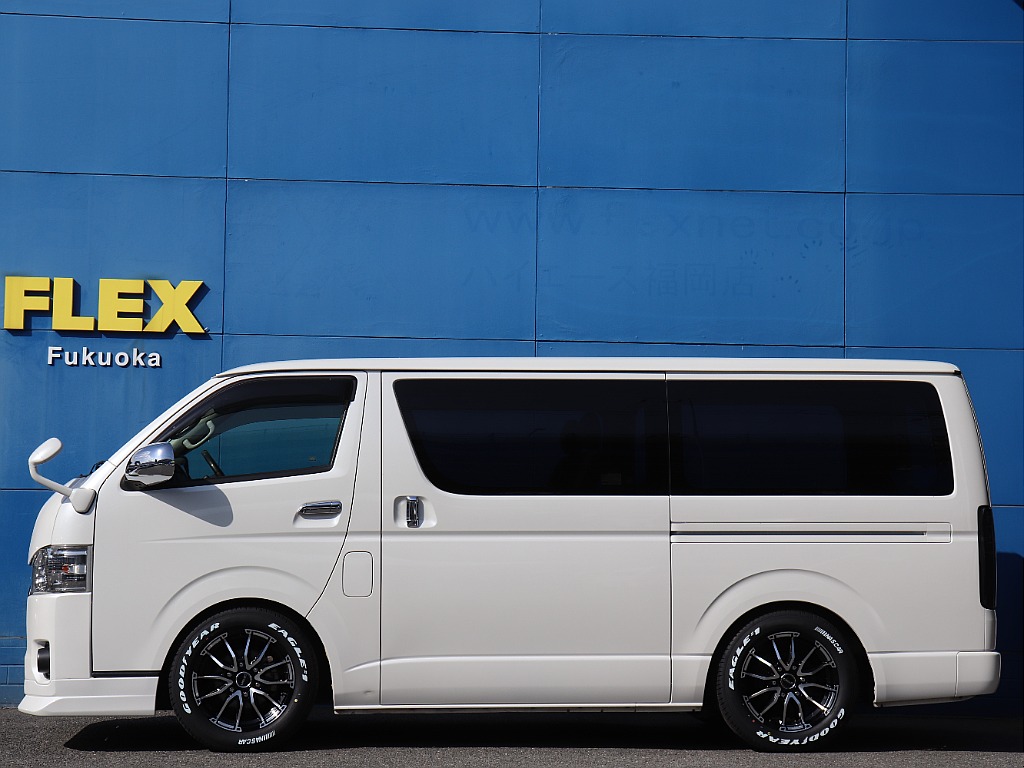 トヨタ ハイエースバン(6枚目)
