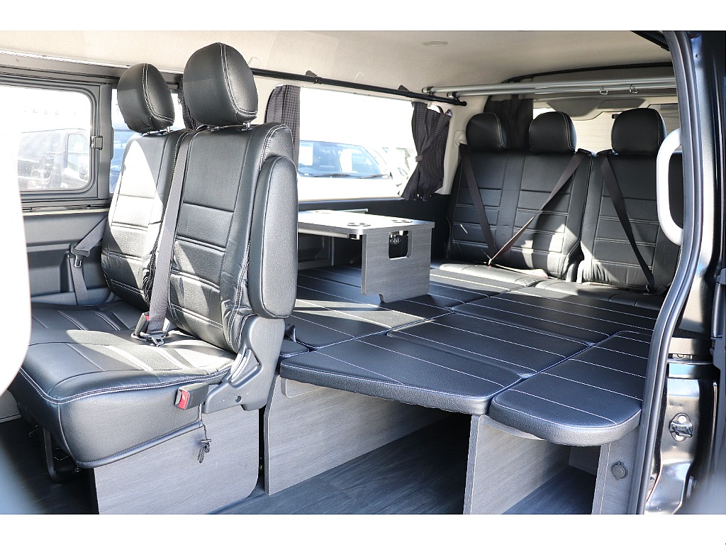 トヨタ ハイエース(14枚目)