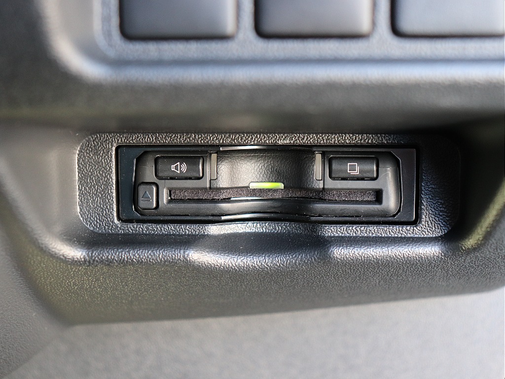 トヨタ ハイエース(17枚目)