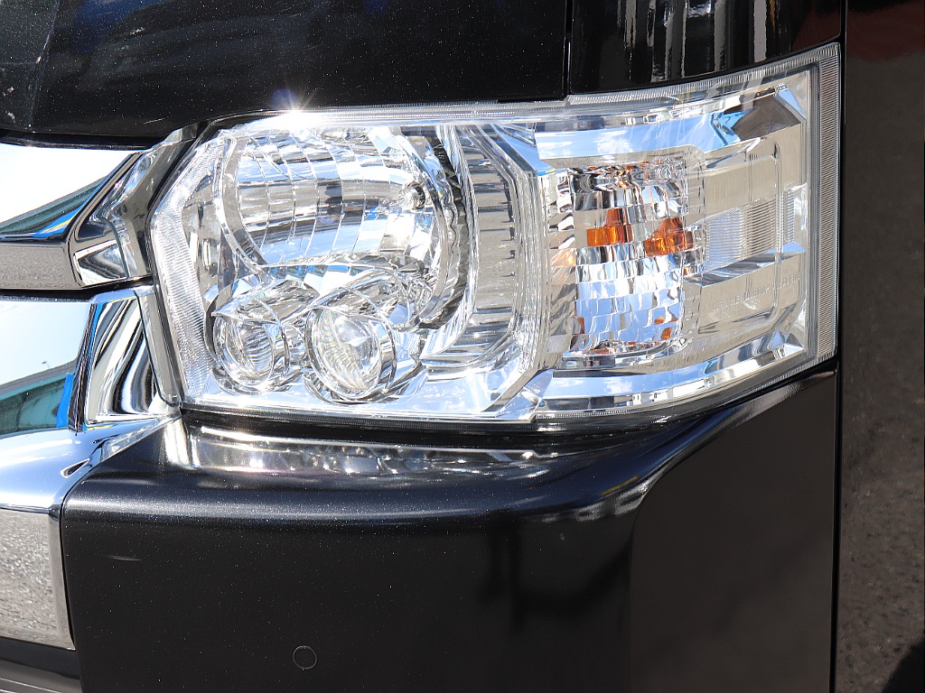 ハイエースの事なら専門店のフレックス福岡店へ！　現金を減らしにくいローン購入や、経費が使える法人様にぴったりのリースなどハイエースライフを始めるお手伝いを致します！