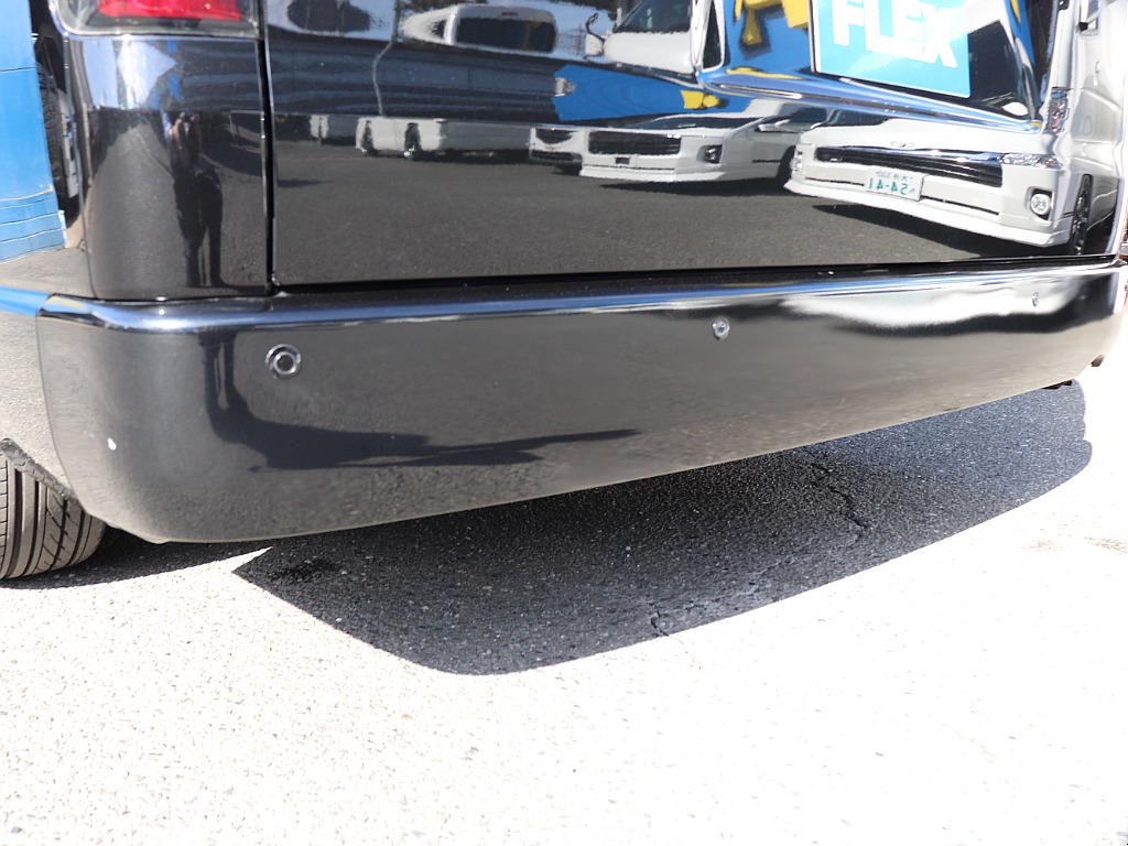 ハイエースの事なら専門店のフレックス福岡店へ！　現金を減らしにくいローン購入や、経費が使える法人様にぴったりのリースなどハイエースライフを始めるお手伝いを致します！