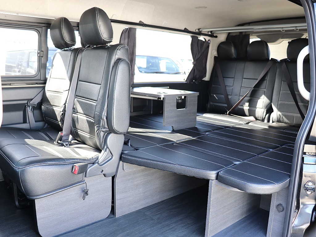 ハイエースの事なら専門店のフレックス福岡店へ！　現金を減らしにくいローン購入や、経費が使える法人様にぴったりのリースなどハイエースライフを始めるお手伝いを致します！