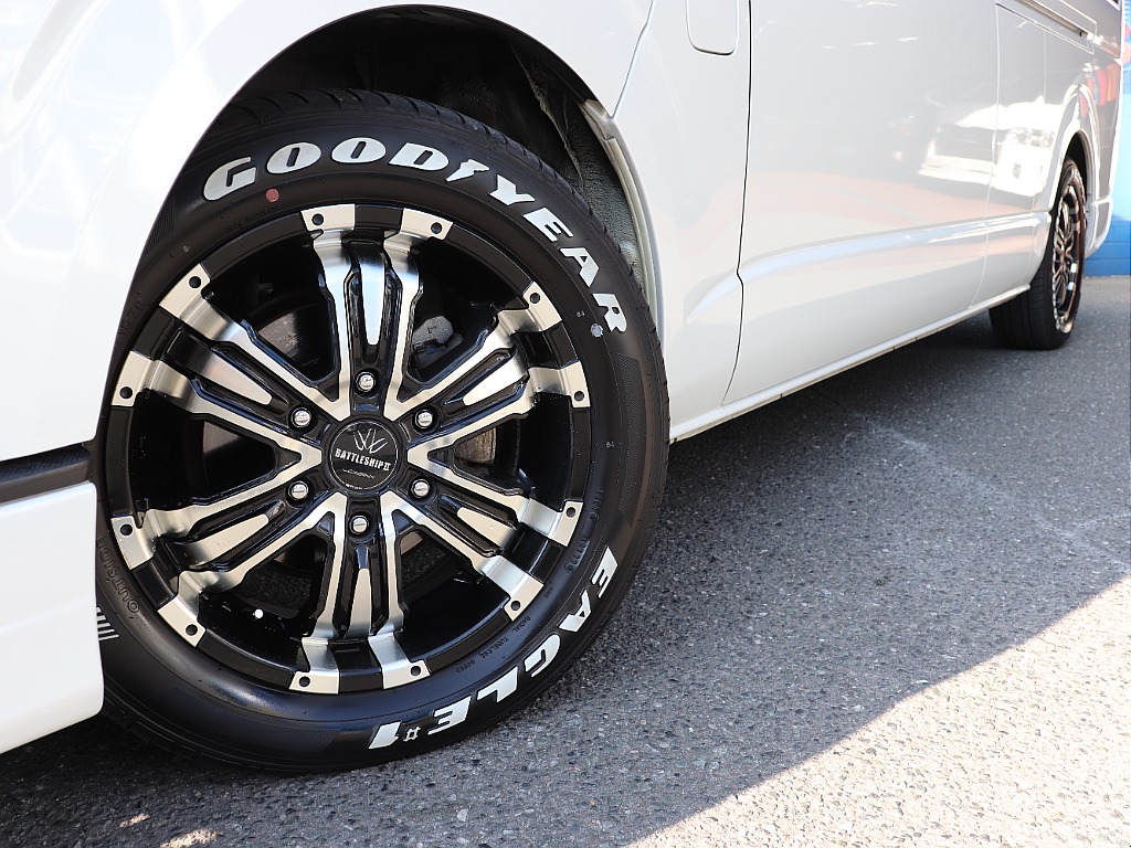 バトルシップⅡ17インチAW×ナスカーホワイトレタータイヤをインストール！