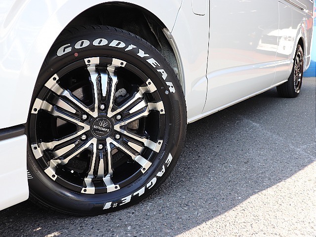 バトルシップⅡ17インチAW×ナスカーホワイトレタータイヤをインストール！