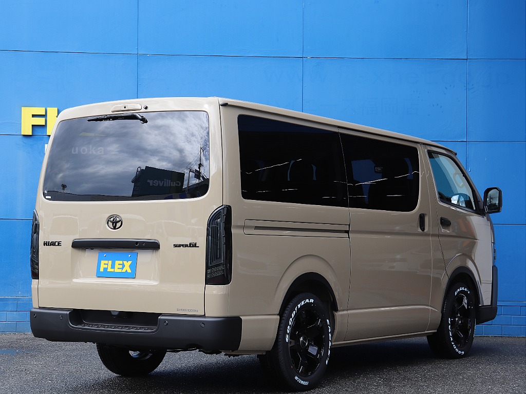 ハイエースの事なら専門店のフレックス福岡店へ！　現金を減らしにくいローン購入や、経費が使える法人様にぴったりのリースなどハイエースライフを始めるお手伝いをいたします！