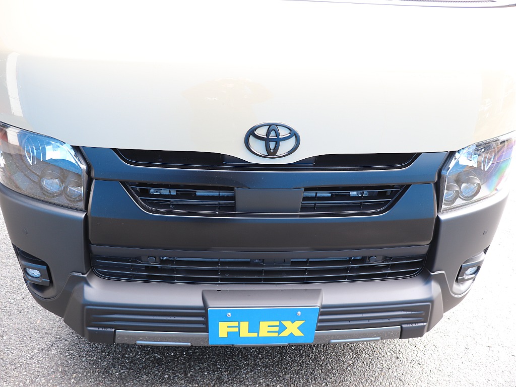 ハイエースの事なら専門店のフレックス福岡店へ！　現金を減らしにくいローン購入や、経費が使える法人様にぴったりのリースなどハイエースライフを始めるお手伝いをいたします！