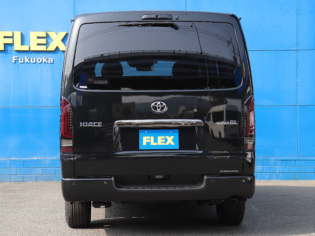ハイエースの事なら専門店のフレックス福岡店へ！　現金を減らしにくいローン購入や、経費が使える法人様にぴったりのリースなどハイエースライフを始めるお手伝いをいたします！