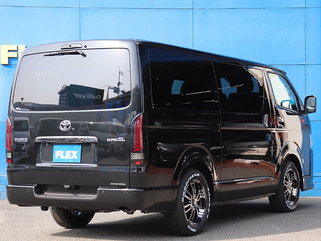 ハイエースの事なら専門店のフレックス福岡店へ！　現金を減らしにくいローン購入や、経費が使える法人様にぴったりのリースなどハイエースライフを始めるお手伝いをいたします！