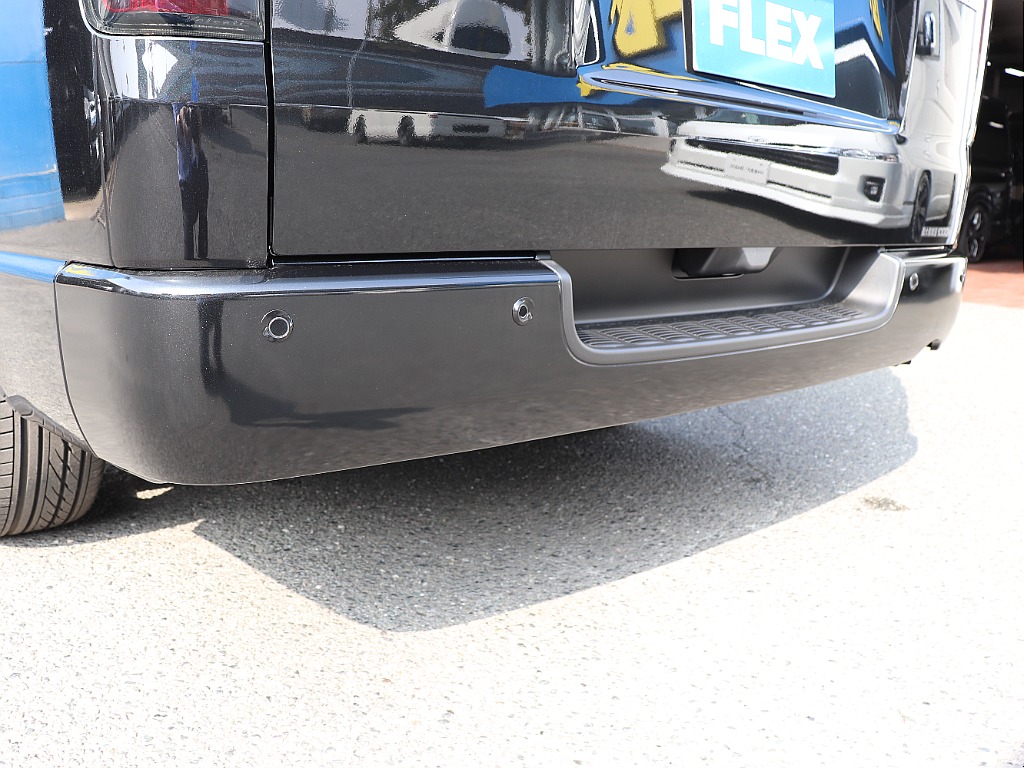 ハイエースの事なら専門店のフレックス福岡店へ！　現金を減らしにくいローン購入や、経費が使える法人様にぴったりのリースなどハイエースライフを始めるお手伝いをいたします！