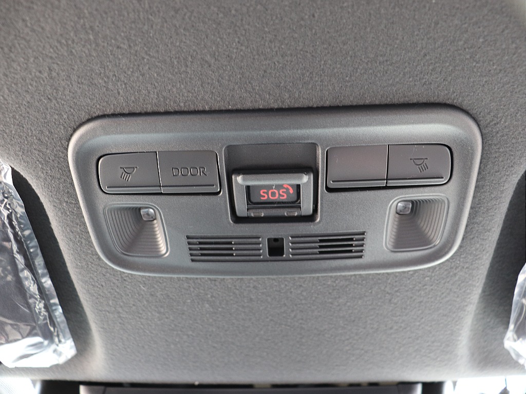 ハイエースの事なら専門店のフレックス福岡店へ！　現金を減らしにくいローン購入や、経費が使える法人様にぴったりのリースなどハイエースライフを始めるお手伝いをいたします！