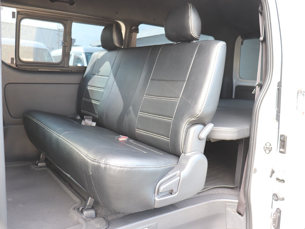 全席シートカバー装着済みなので、統一感はもちろん汚れ防止効果も！！