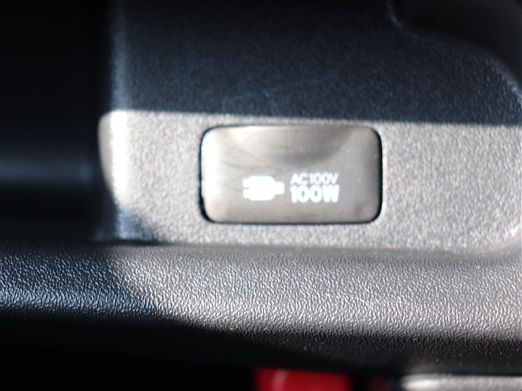 メーカーオプションAC100V電源完備