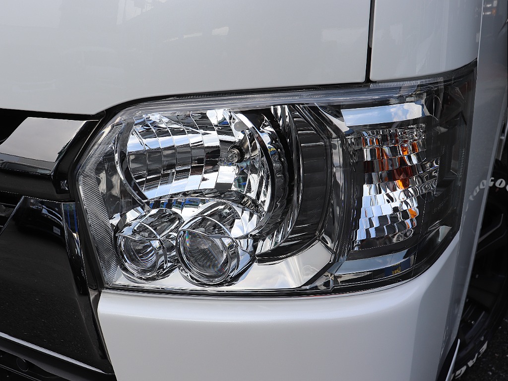 ハイエースの事なら専門店のフレックス福岡店へ！　現金を減らしにくいローン購入や、経費が使える法人様にぴったりのリースなどハイエースライフを始めるお手伝いをいたします！