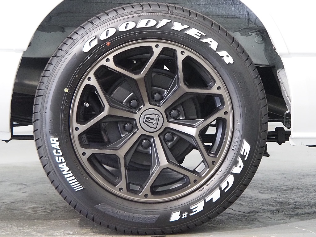 【9型　新古車/ハイエースバン/DARKPRIMEⅡ/2.8?】FLEXオリジナルカスタム！新古車が電撃入庫【全国納車可能】