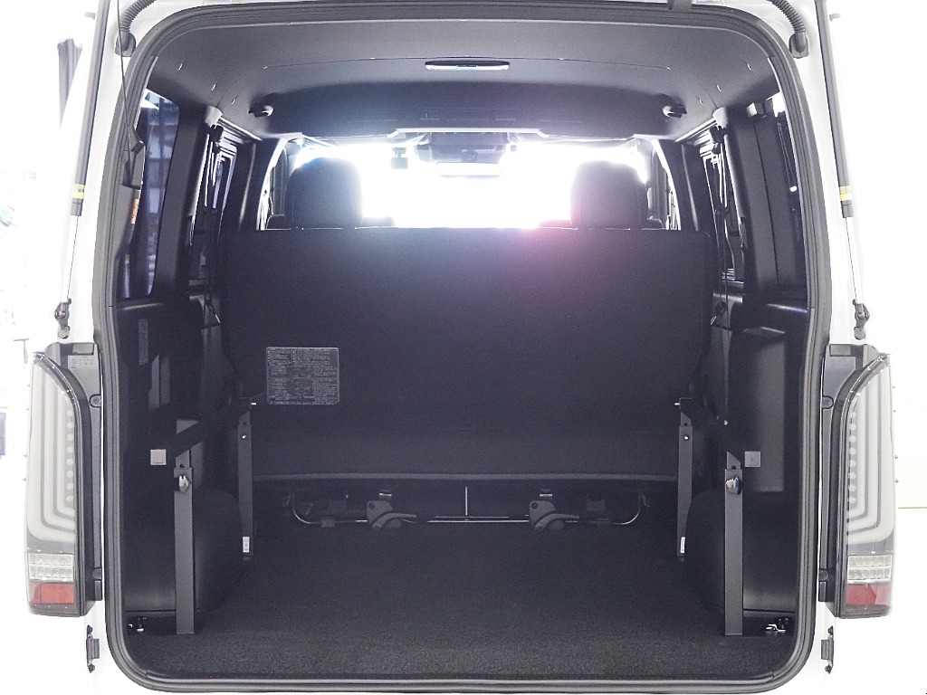 【9型　新古車/ハイエースバン/DARKPRIMEⅡ/2.8?】FLEXオリジナルカスタム！新古車が電撃入庫【全国納車可能】